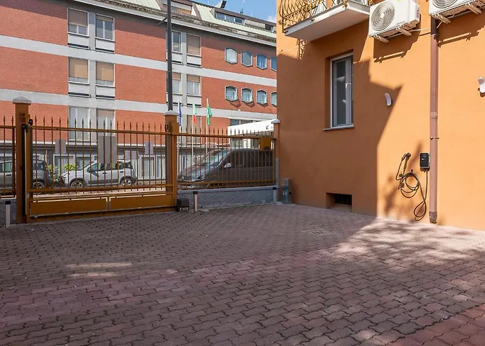 Leader Apartment 2 - Monzino - Hockey Msg Arena - Linate -